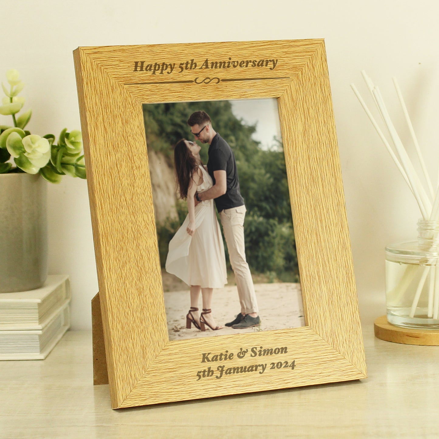 Personalised Formal 6x4 Oak Finish Photo Frame