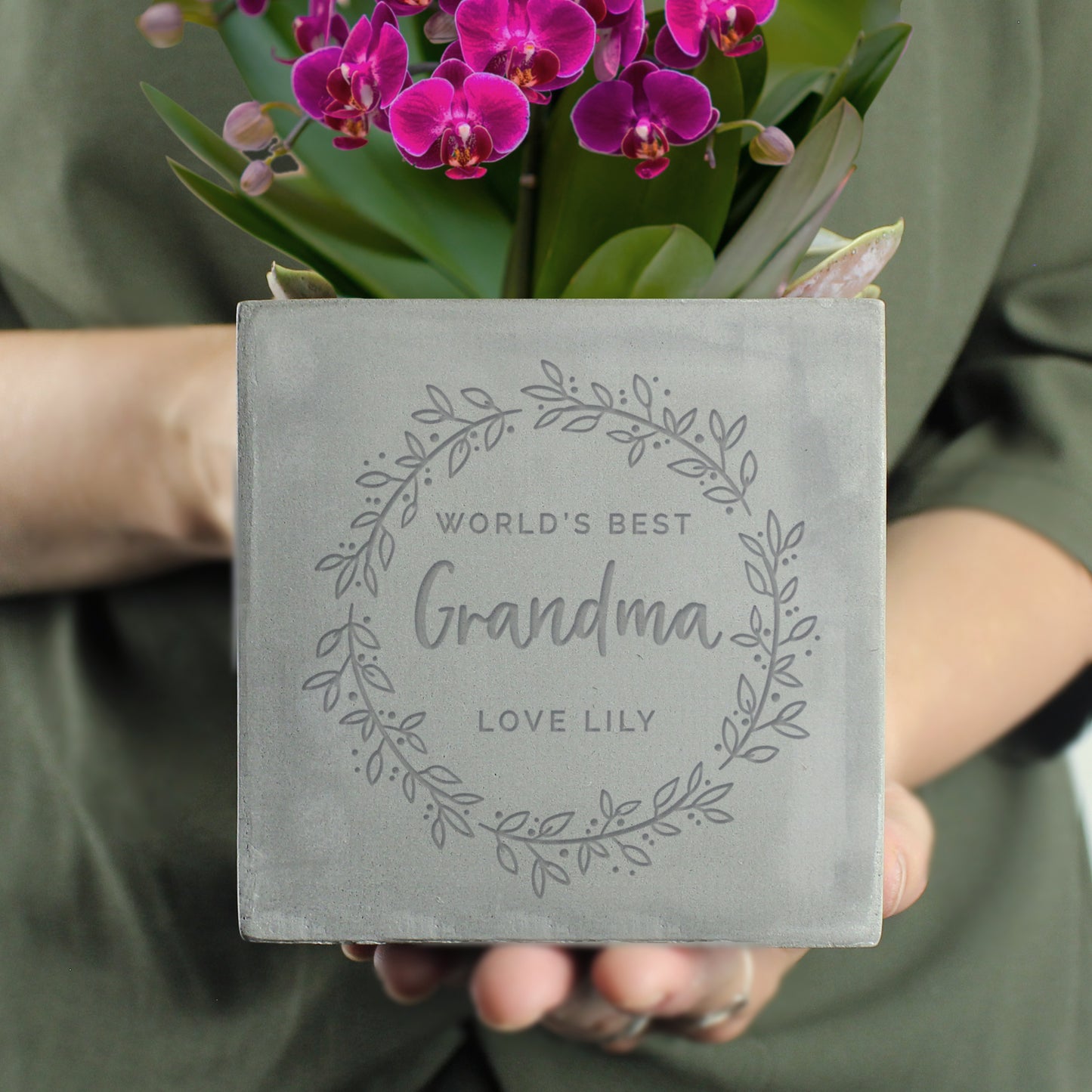 Personalised Floral Wreath Concrete Plant Pot